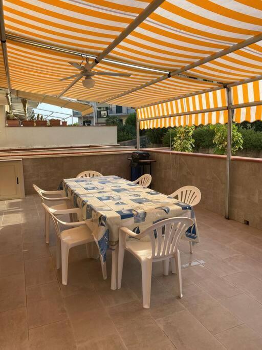 Casa Vacanza Giardini Naxos Taormina Miranaxos Ngoại thất bức ảnh